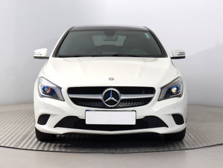 Mercedes-Benz CLA, 2013 - pohled č. 2