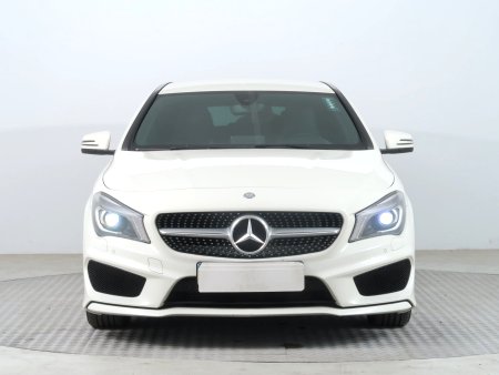 Mercedes-Benz CLA, 2016 - pohled č. 2