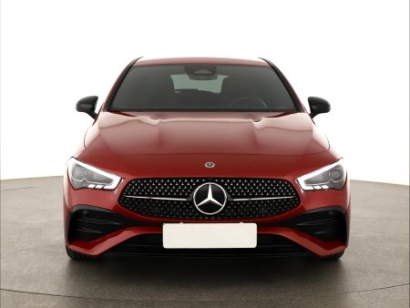 Mercedes-Benz CLA, 2023 - pohled č. 2