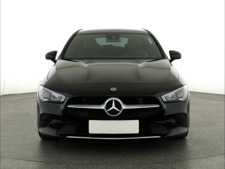 Mercedes-Benz CLA, 2023 - pohled č. 2