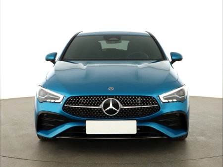 Mercedes-Benz CLA, 2024 - pohled č. 2