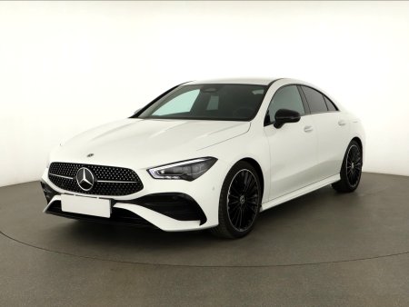 Mercedes-Benz CLA, 2023 - pohled č. 3