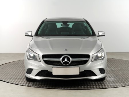 Mercedes-Benz CLA, 2015 - pohled č. 2