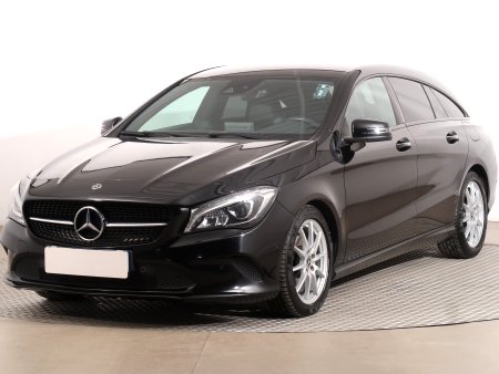Mercedes-Benz CLA, 2017 - pohled č. 3