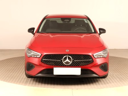 Mercedes-Benz CLA, 2024 - pohled č. 2