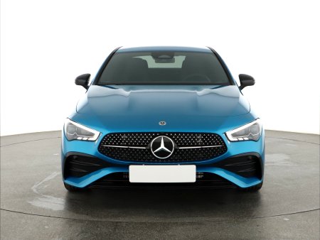 Mercedes-Benz CLA, 2024 - pohled č. 2