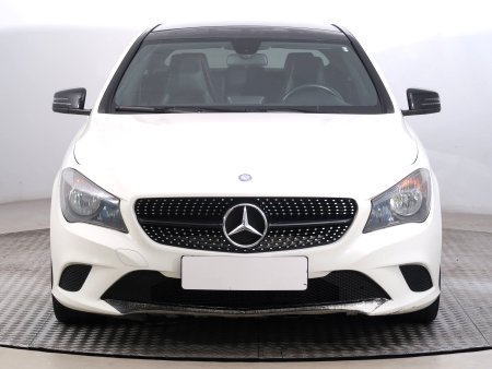 Mercedes-Benz CLA, 2014 - pohled č. 2