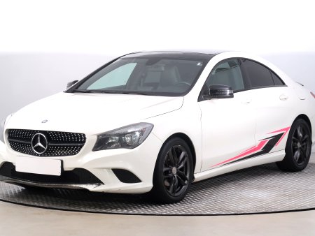 Mercedes-Benz CLA, 2014 - pohled č. 3