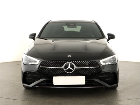 Mercedes-Benz CLA, 2024 - pohled č. 2