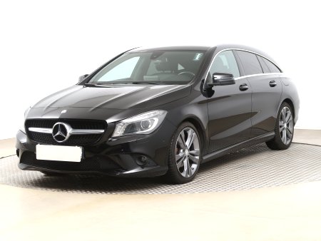 Mercedes-Benz CLA, 2016 - pohled č. 3
