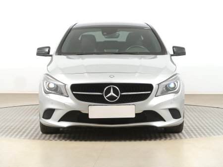 Mercedes-Benz CLA, 2013 - pohled č. 2