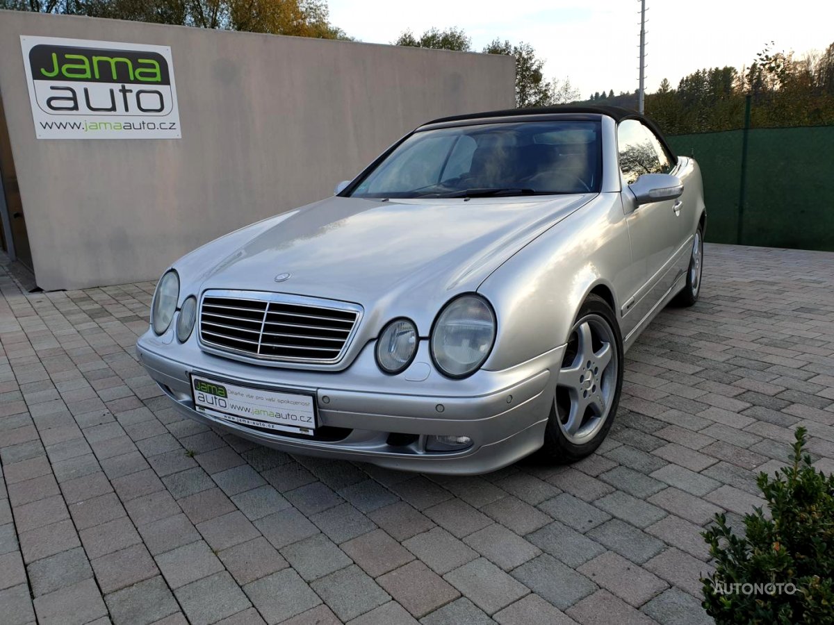 Mercedes-Benz CLK, 2000 - pohled č. 2