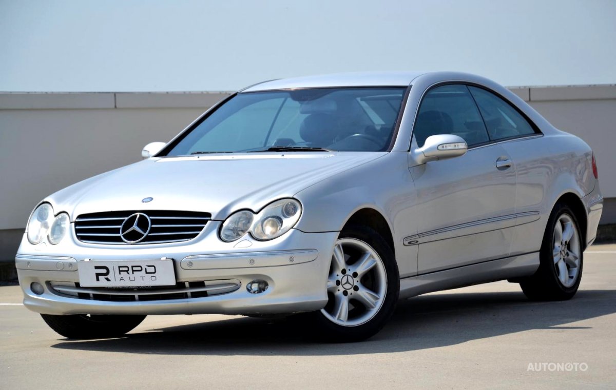 Mercedes-Benz CLK, 2003 - pohled č. 3