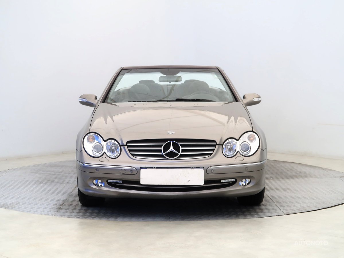 Mercedes-Benz CLK, 2005 - pohled č. 2
