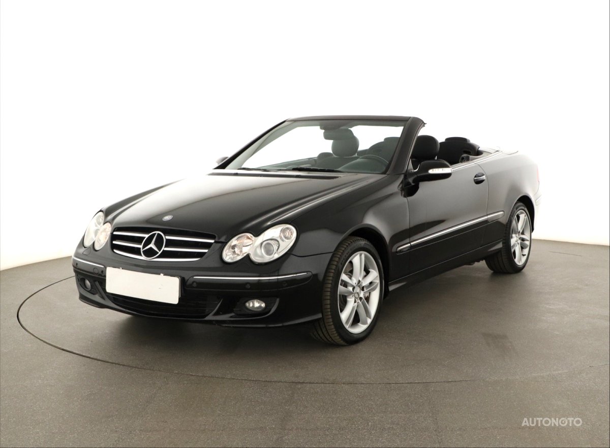 Mercedes-Benz CLK, 2007 - pohled č. 3