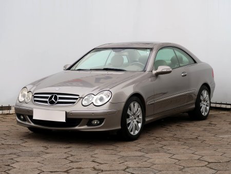 Mercedes-Benz CLK, 2006 - pohled č. 3