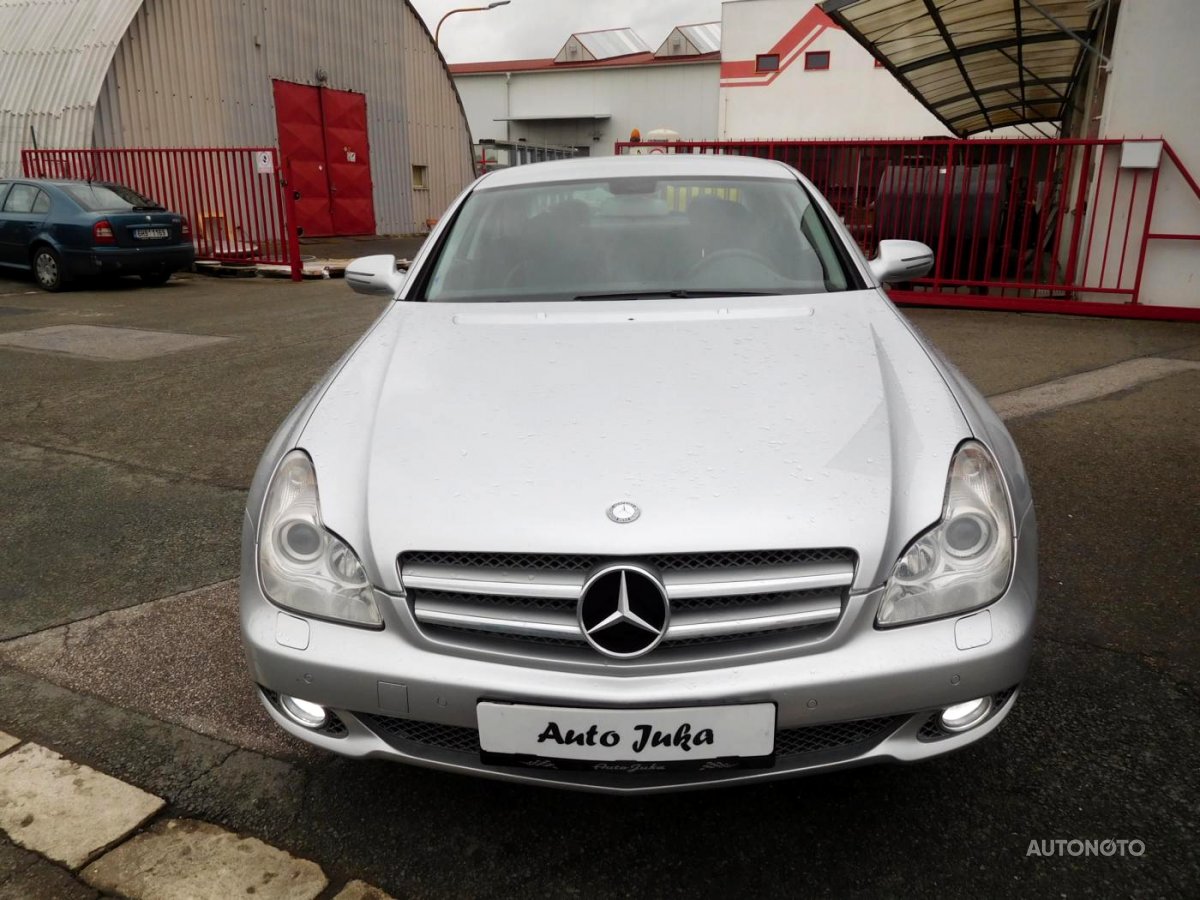Mercedes-Benz CLS, 2008 - pohled č. 3