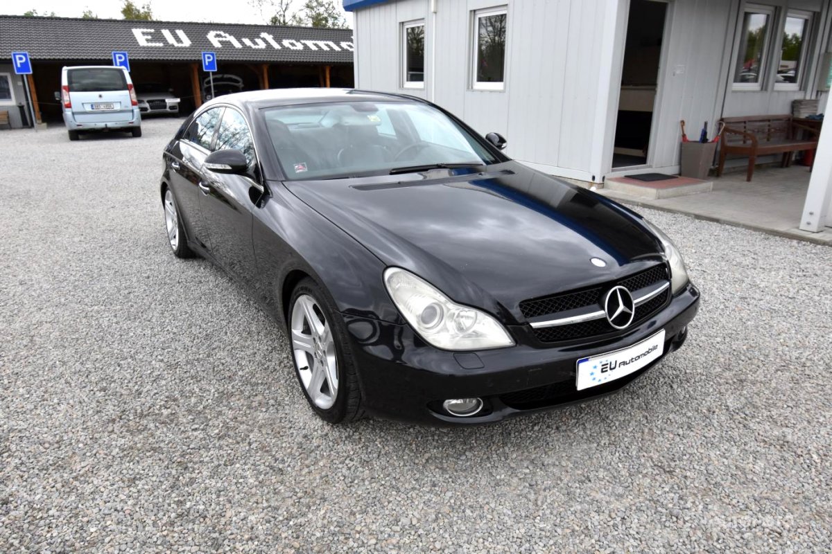 Mercedes-Benz CLS, 2004 - pohled č. 2