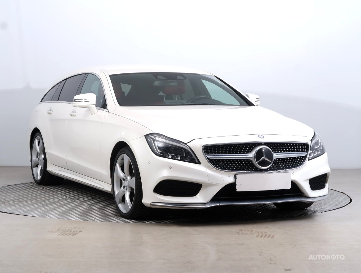 Mercedes-Benz CLS, 2015 - celkový pohled