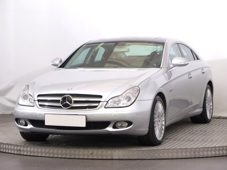 Mercedes-Benz CLS, 2005 - pohled č. 3