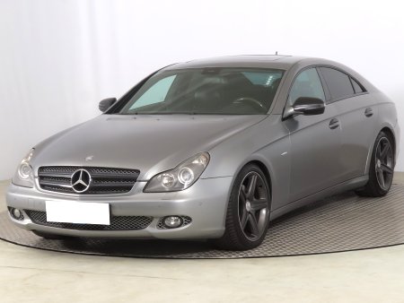 Mercedes-Benz CLS, 2009 - pohled č. 3