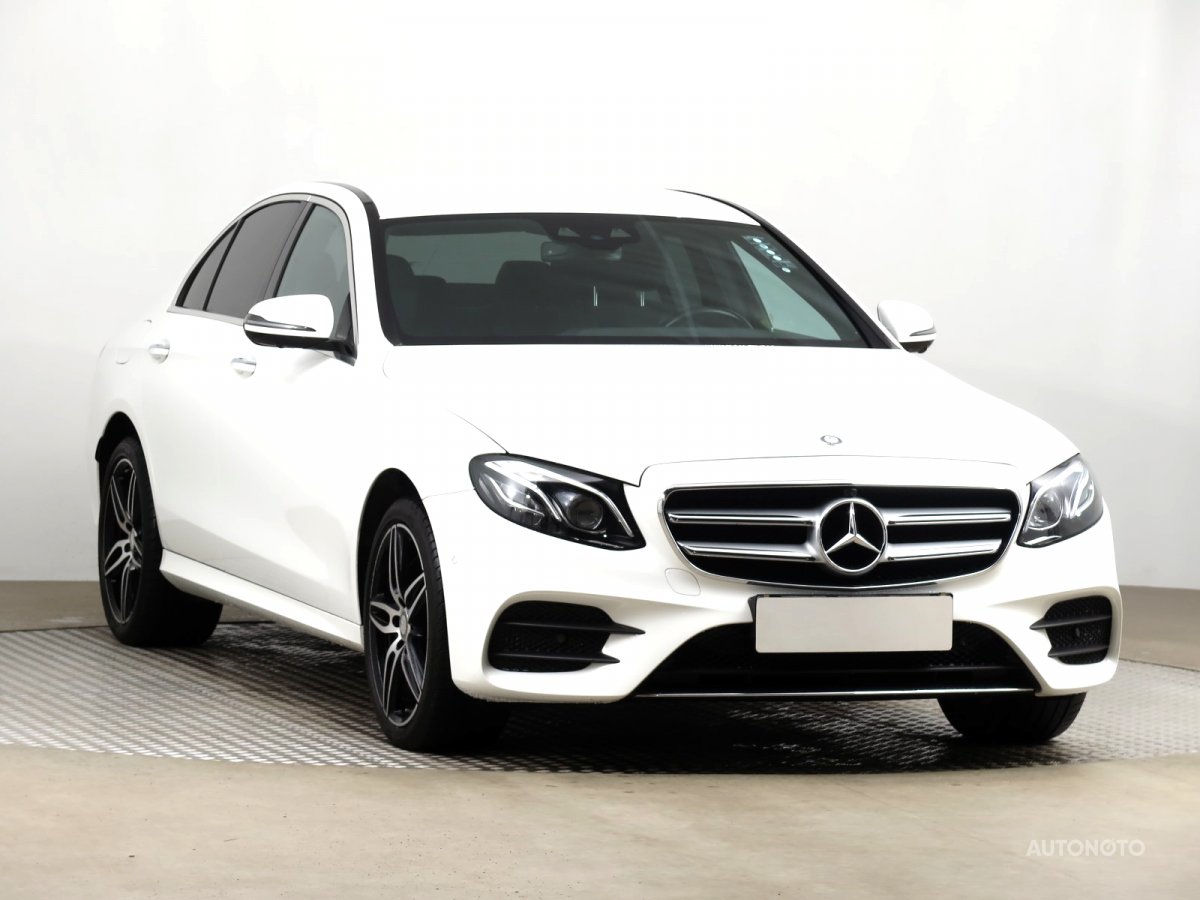 Mercedes-Benz E, 2016 - celkový pohled