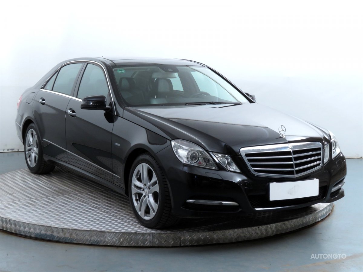 Mercedes-Benz E, 2011 - celkový pohled