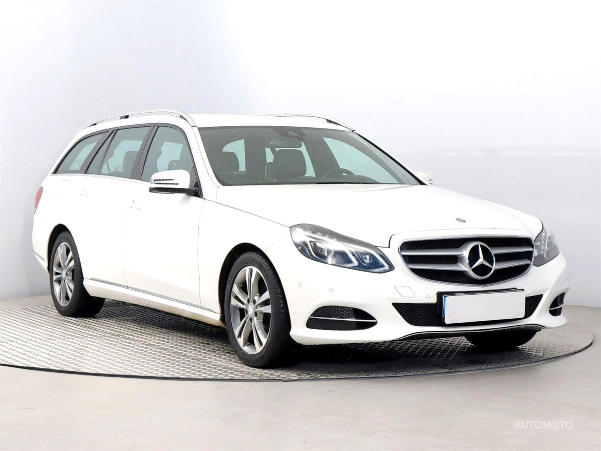 Mercedes-Benz E, 2013 - celkový pohled