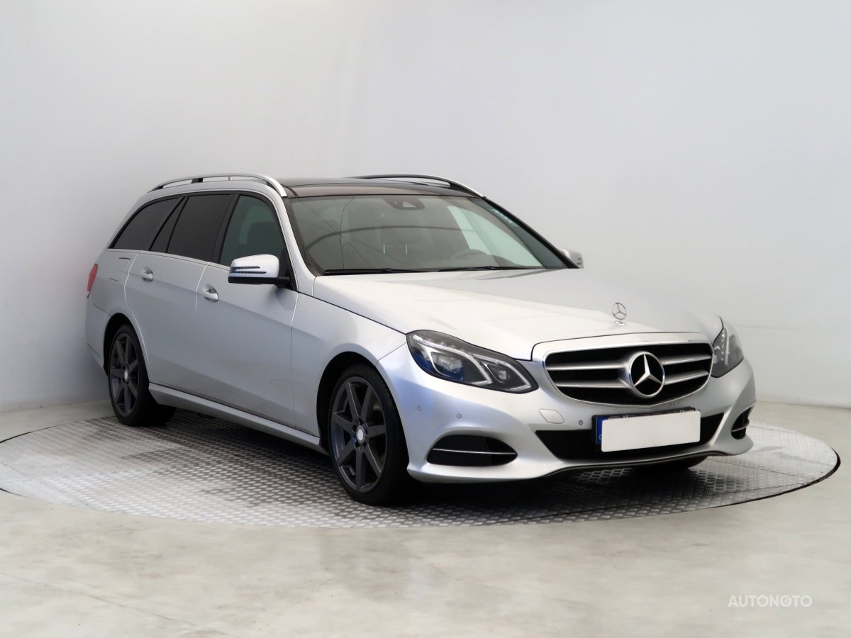Mercedes-Benz E, 2013 - celkový pohled
