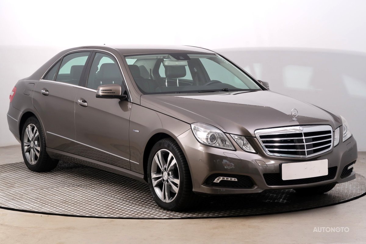 Mercedes-Benz E, 2010 - celkový pohled