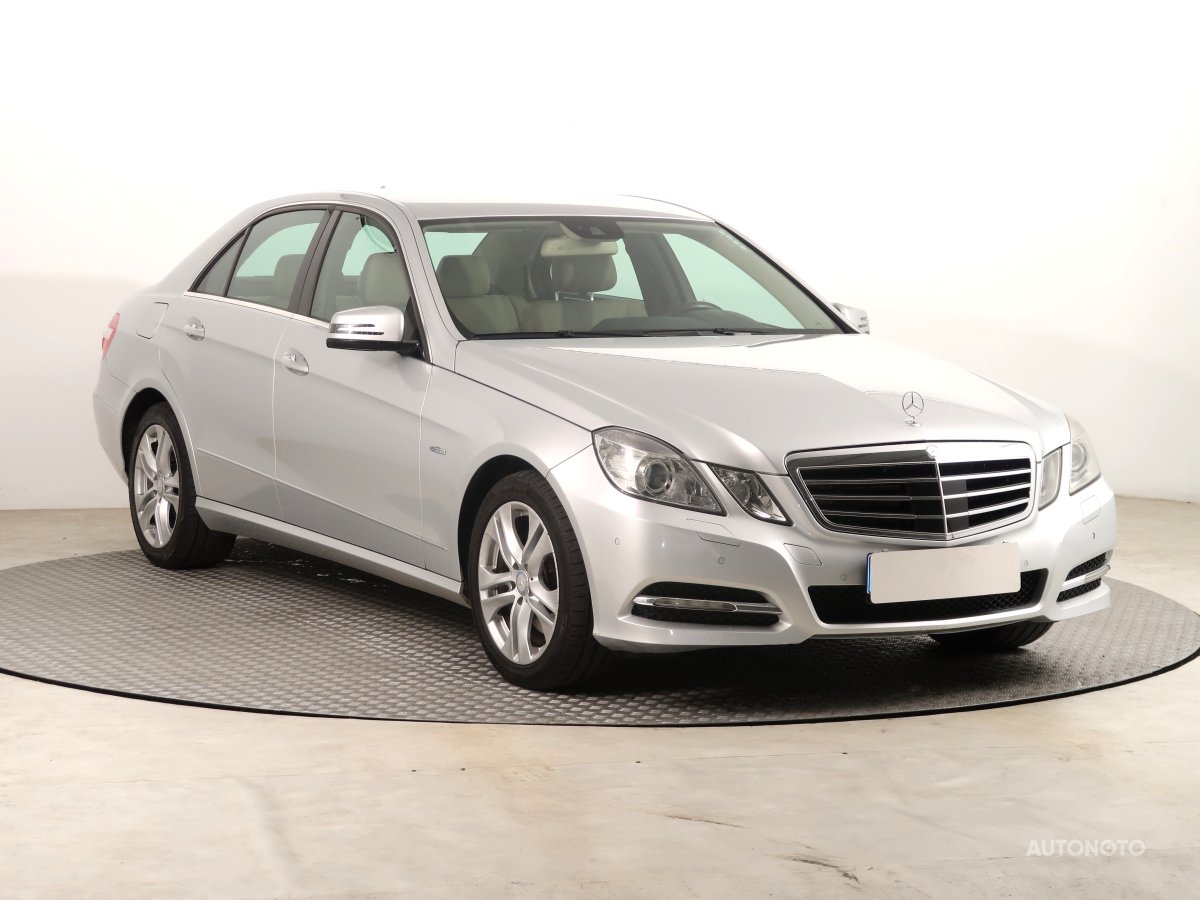 Mercedes-Benz E, 2010 - celkový pohled