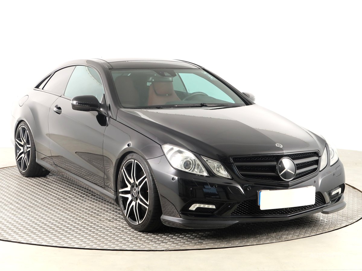 Mercedes-Benz E, 2010 - celkový pohled