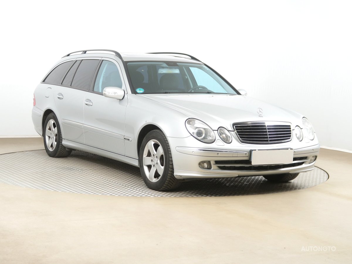 Mercedes-Benz E, 2006 - celkový pohled