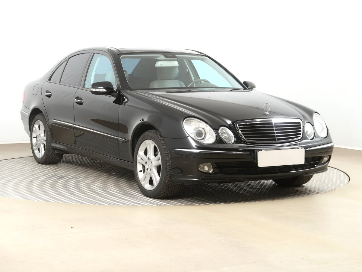 Mercedes-Benz E, 2008 - celkový pohled