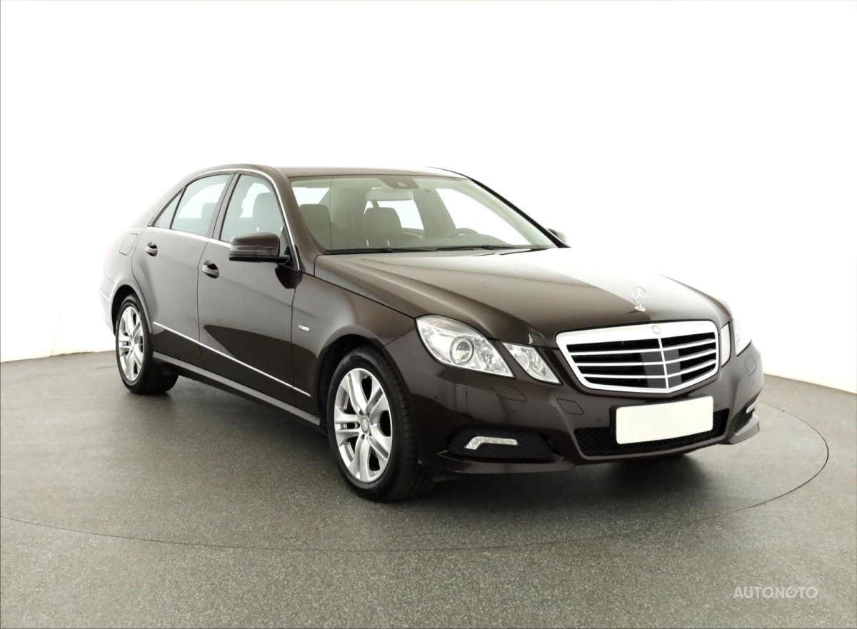 Mercedes-Benz E, 2009 - celkový pohled