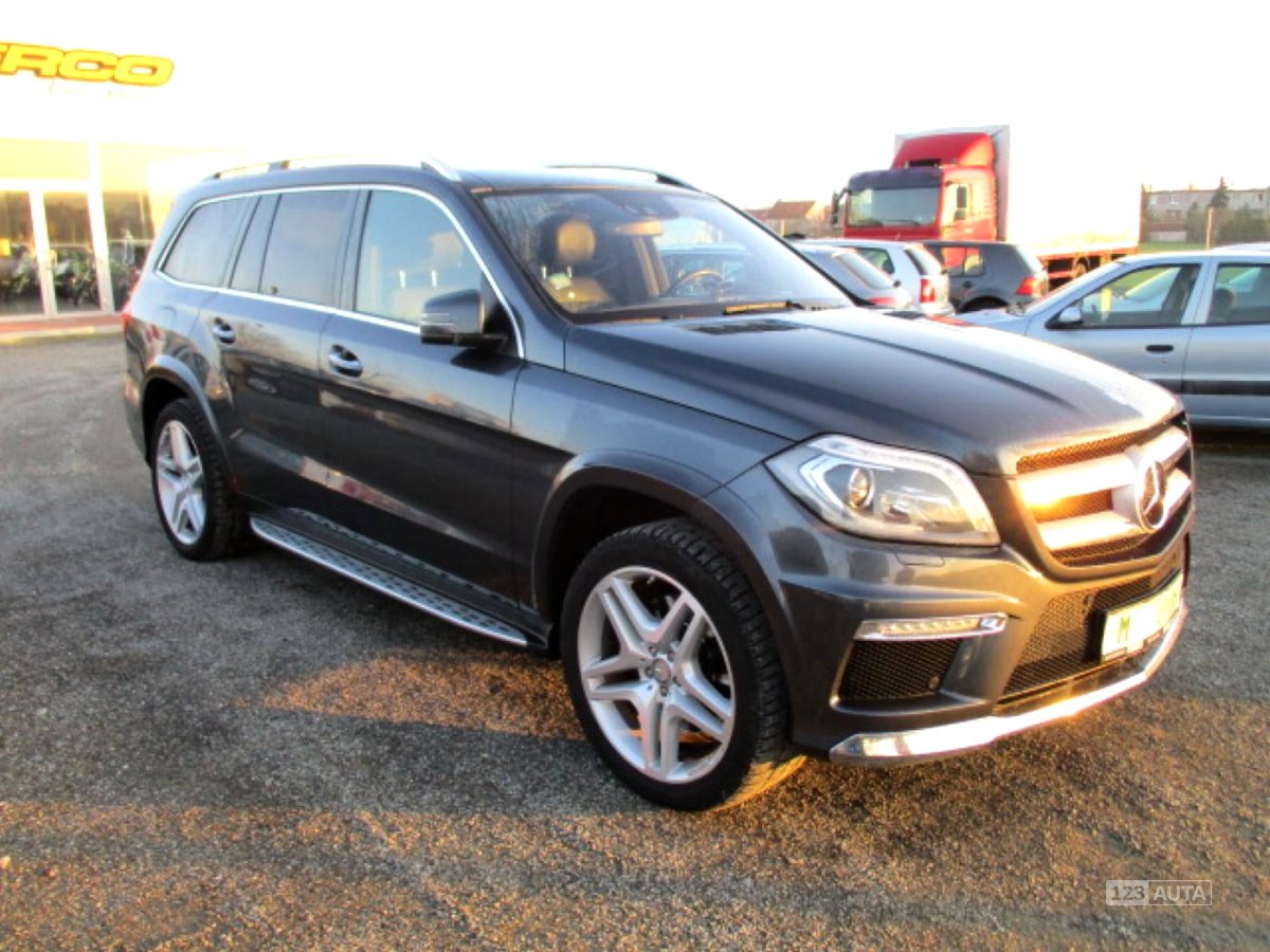 Mercedes-Benz GL, 2013 - celkový pohled