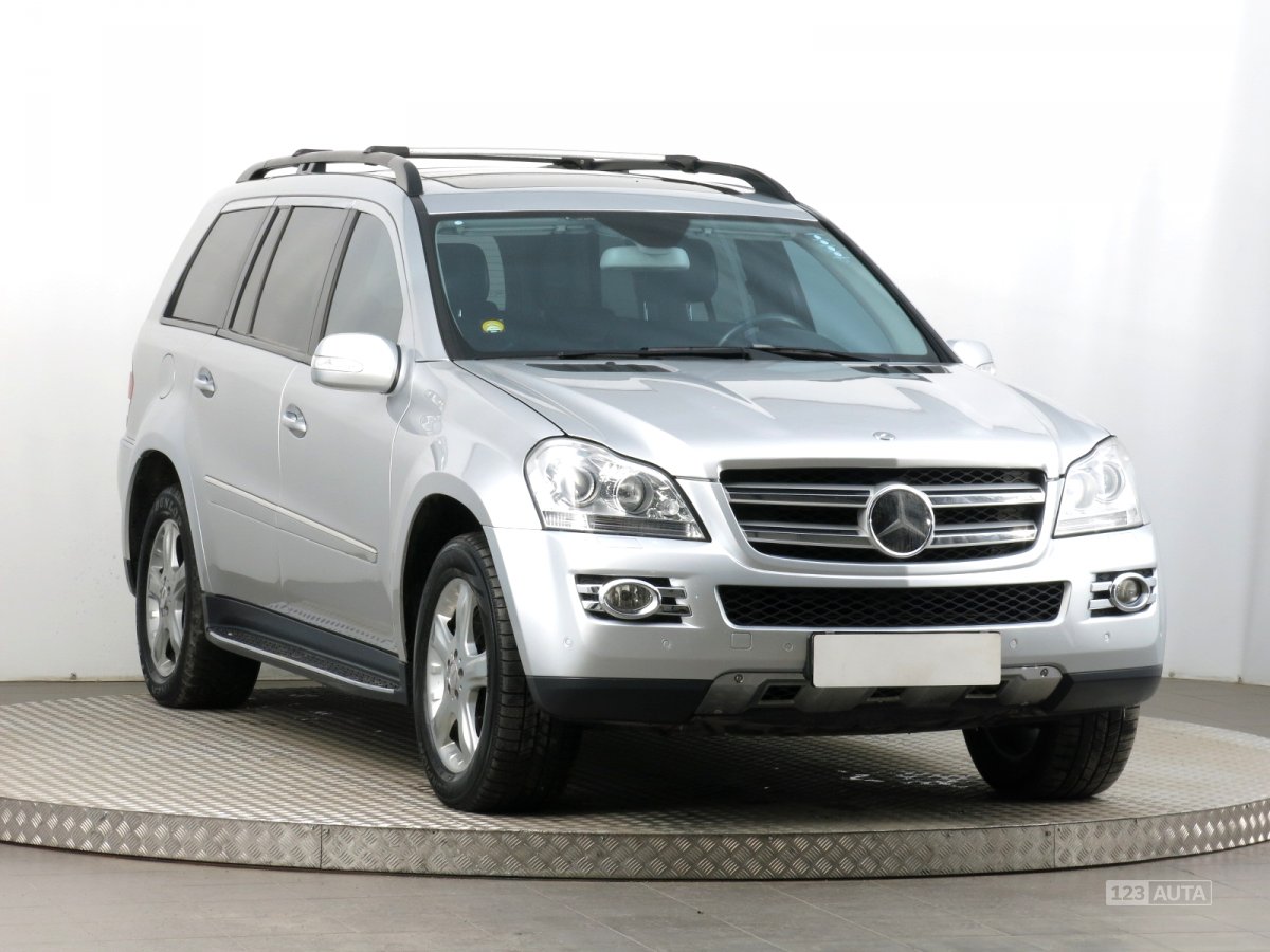 Mercedes-Benz GL, 2007 - celkový pohled