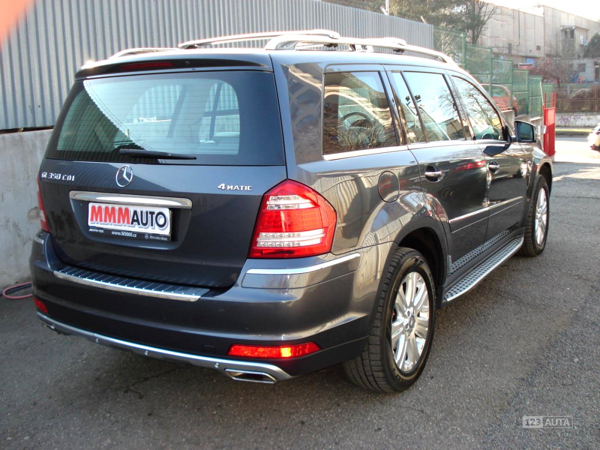 Mercedes-Benz GL, 2012 - pohled č. 4