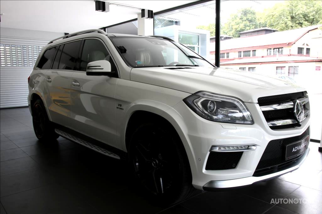 Mercedes-Benz GL, 2014 - pohled č. 3