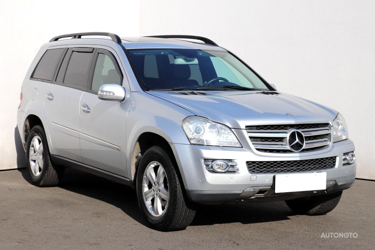 Mercedes-Benz GL, 2007 - celkový pohled