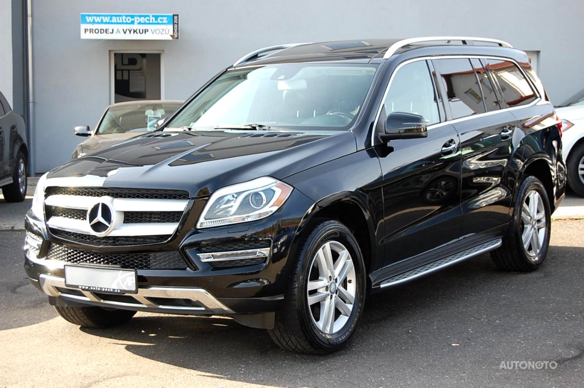 Mercedes-Benz GL, 2016 - celkový pohled