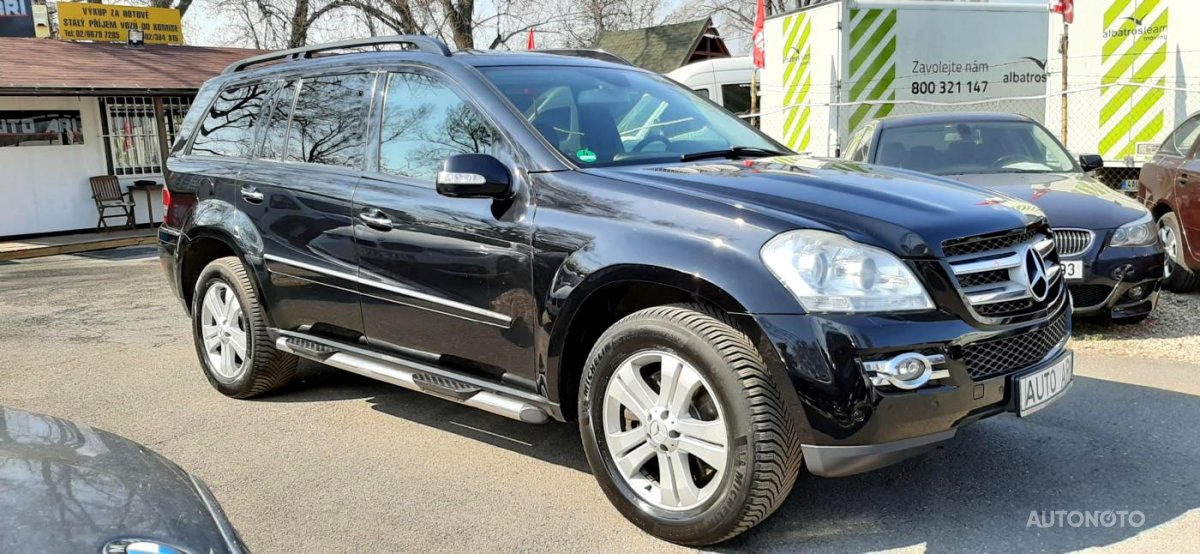 Mercedes-Benz GL, 2007 - pohled č. 3