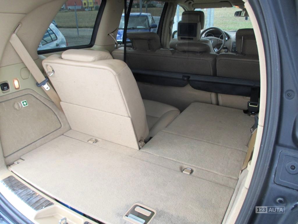 Mercedes-Benz GL, 2007 - pohled č. 14