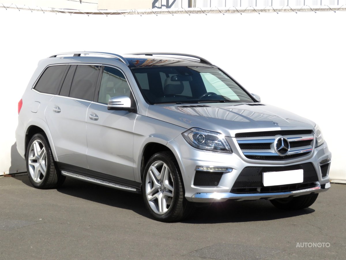 Mercedes-Benz GL, 2013 - celkový pohled