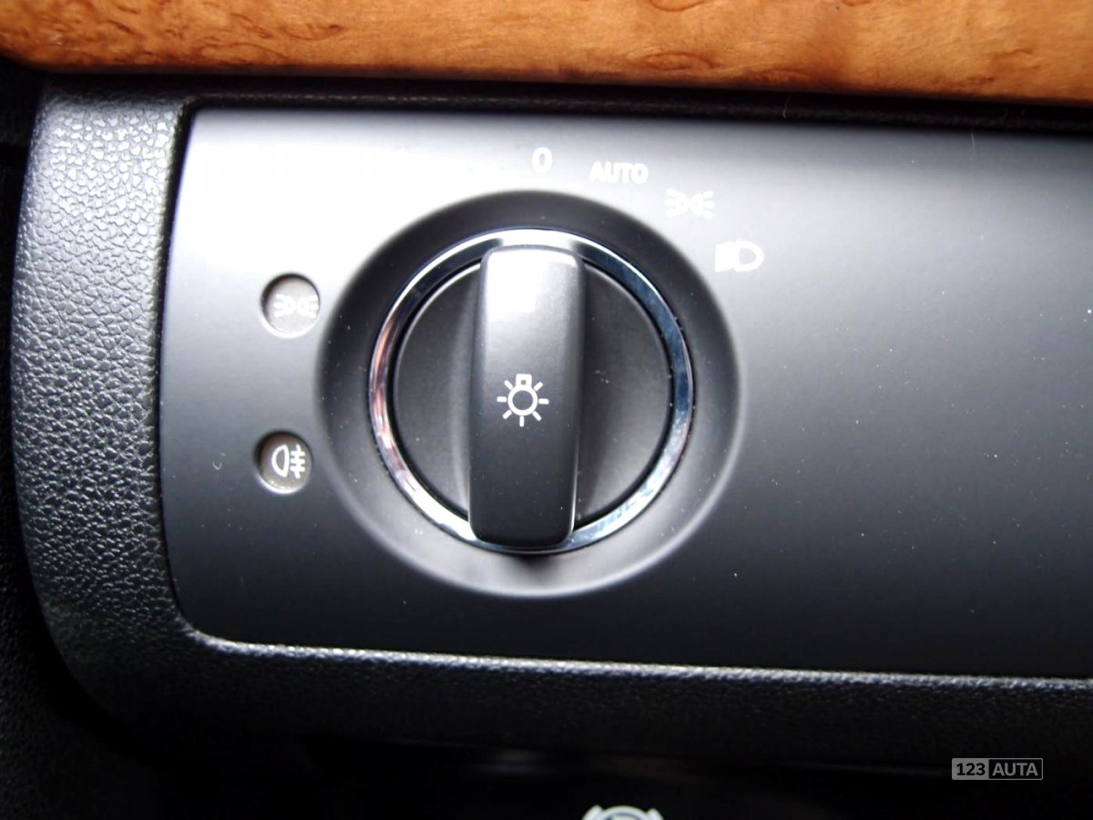 Mercedes-Benz GL, 2010 - pohled č. 33