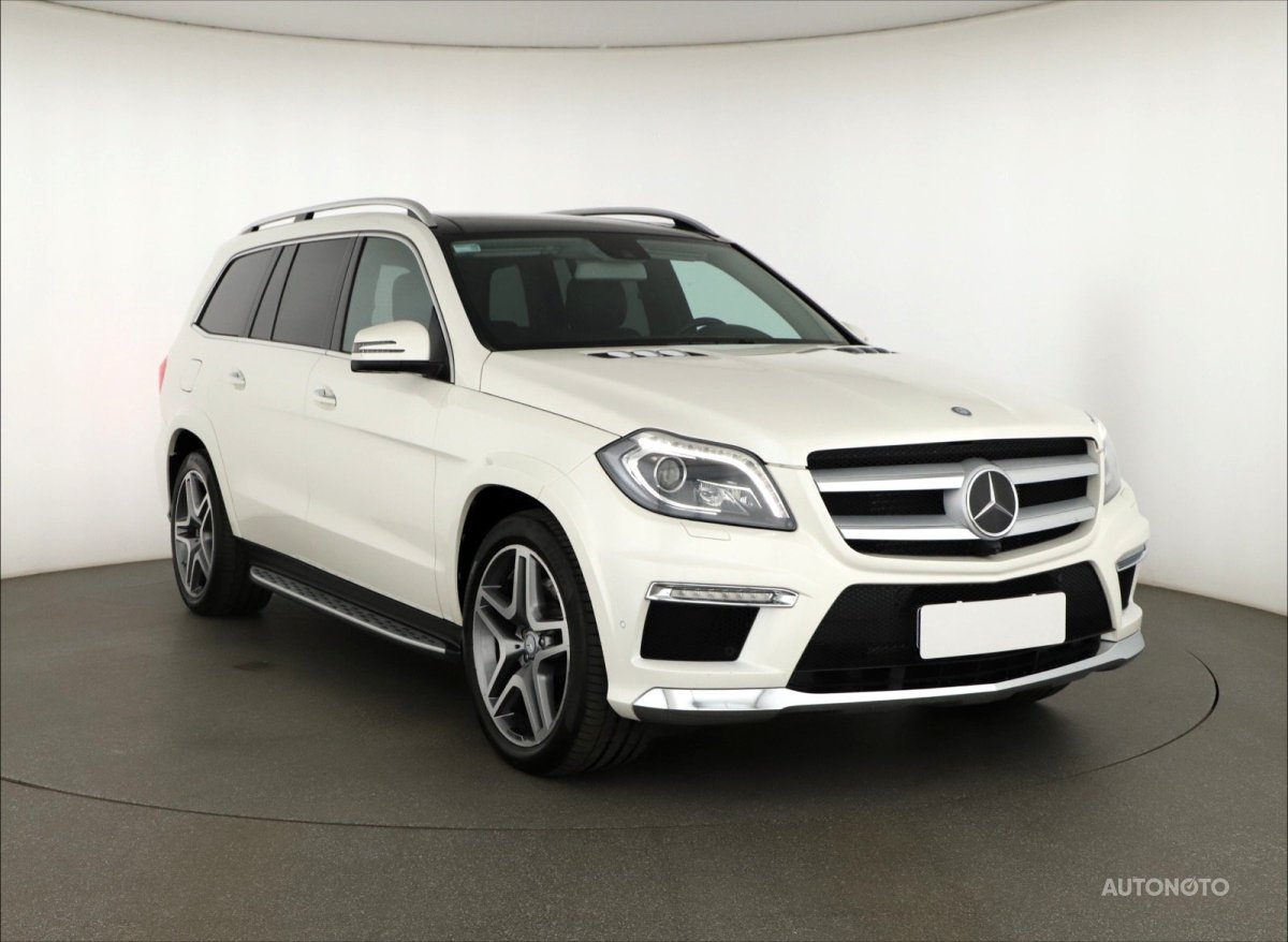 Mercedes-Benz GL, 2013 - celkový pohled