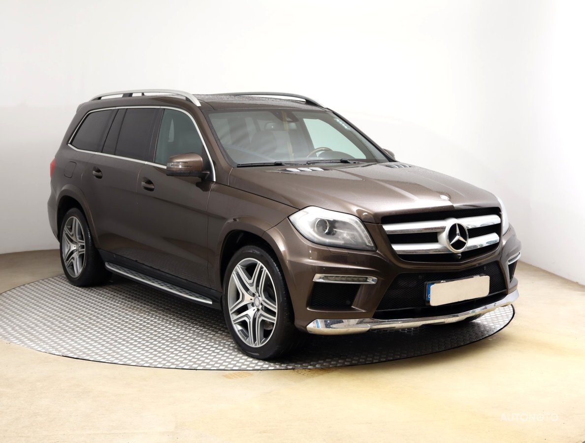 Mercedes-Benz GL, 2014 - celkový pohled
