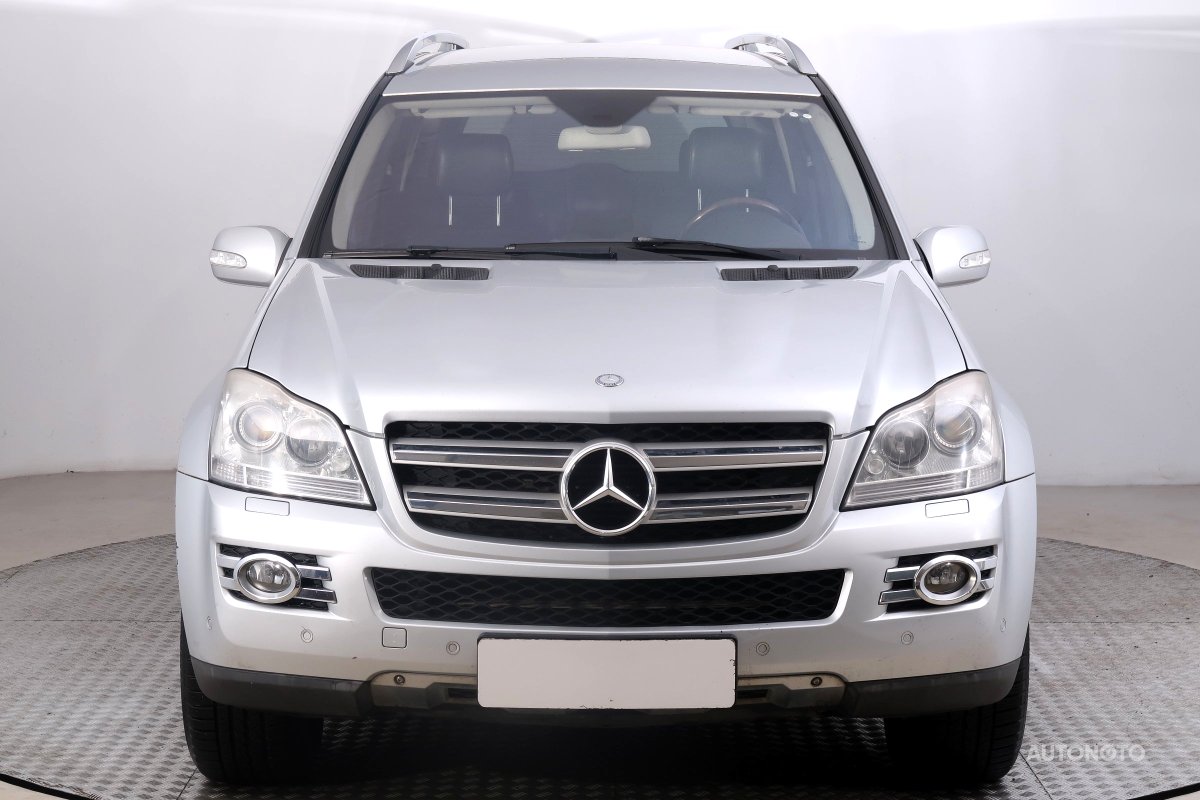 Mercedes-Benz GL, 2007 - pohled č. 2