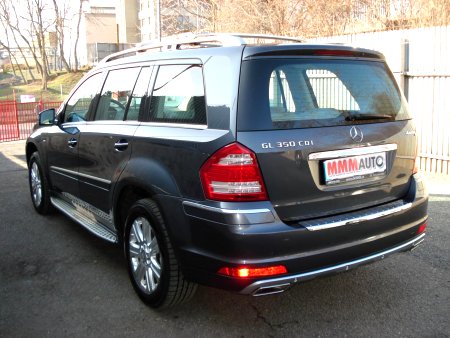 Mercedes-Benz GL, 2012 - pohled č. 3