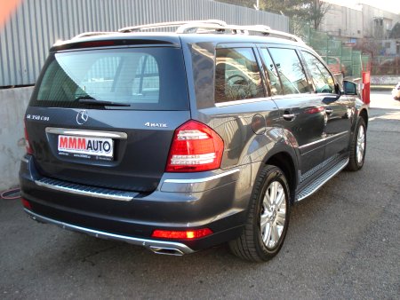 Mercedes-Benz GL, 2012 - pohled č. 4